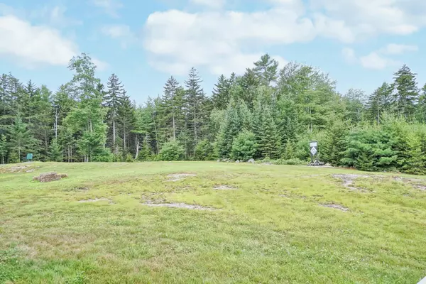 Freeport, ME 04032,67 Regatta DR