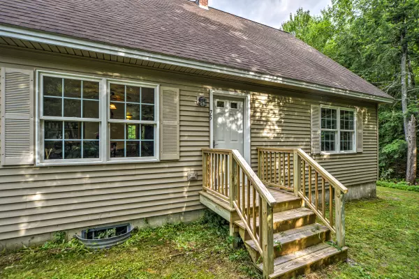 West Gardiner, ME 04345,75 Woods RD