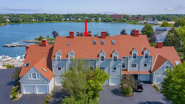 South Portland, ME 04106,8 Anchorage PL #8