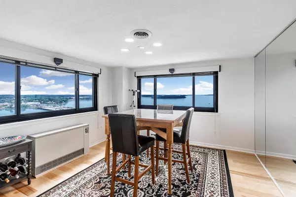 Portland, ME 04101,340 Eastern Promenade #148