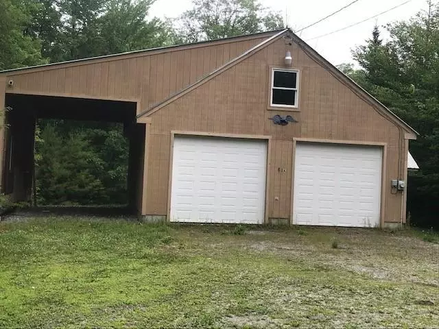 61A Foxboro RD, Lovell, ME 04051