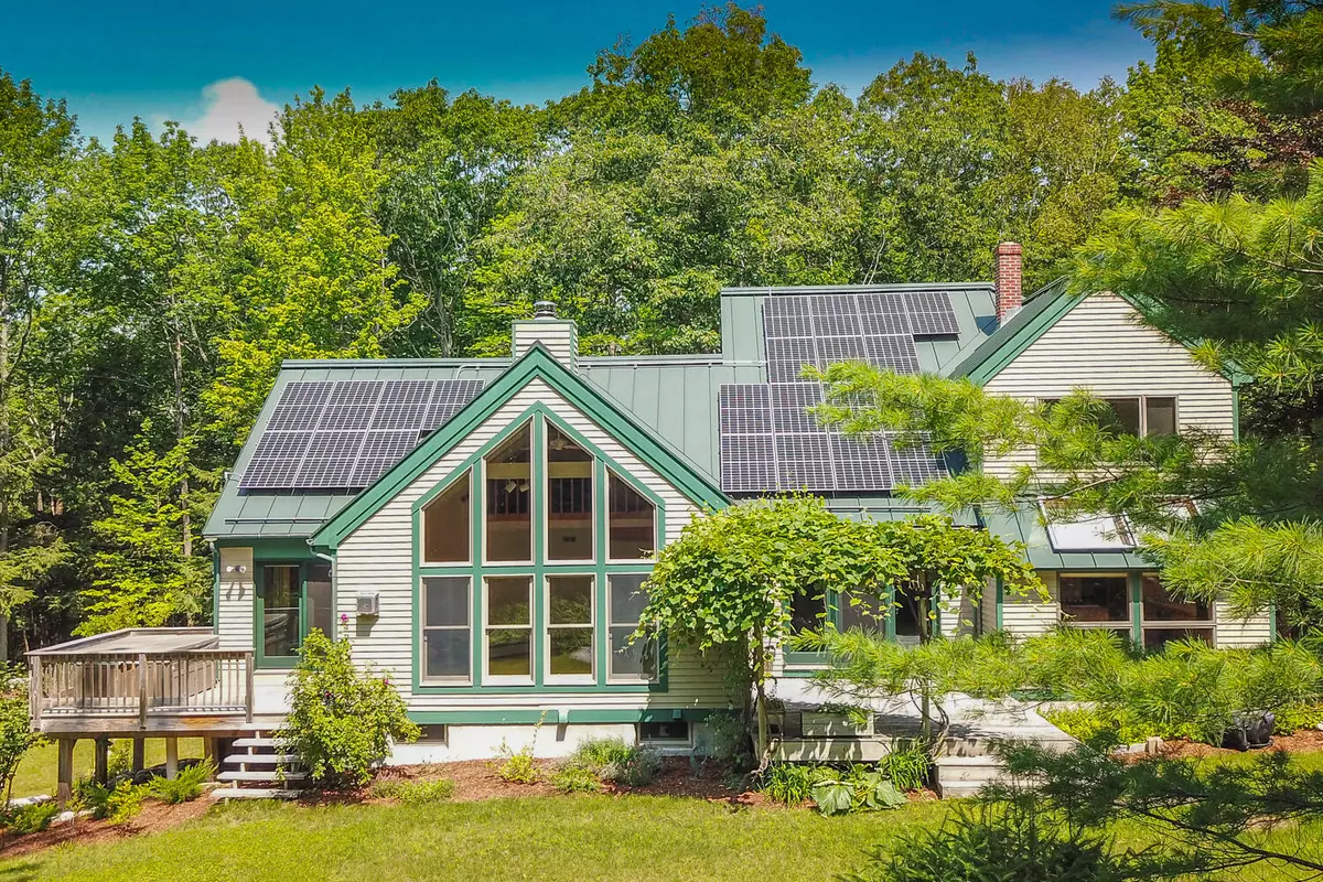 Oakland, ME 04963,105 Highland DR