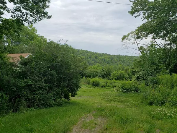 Saint Albans, ME 04971,408 Finson RD