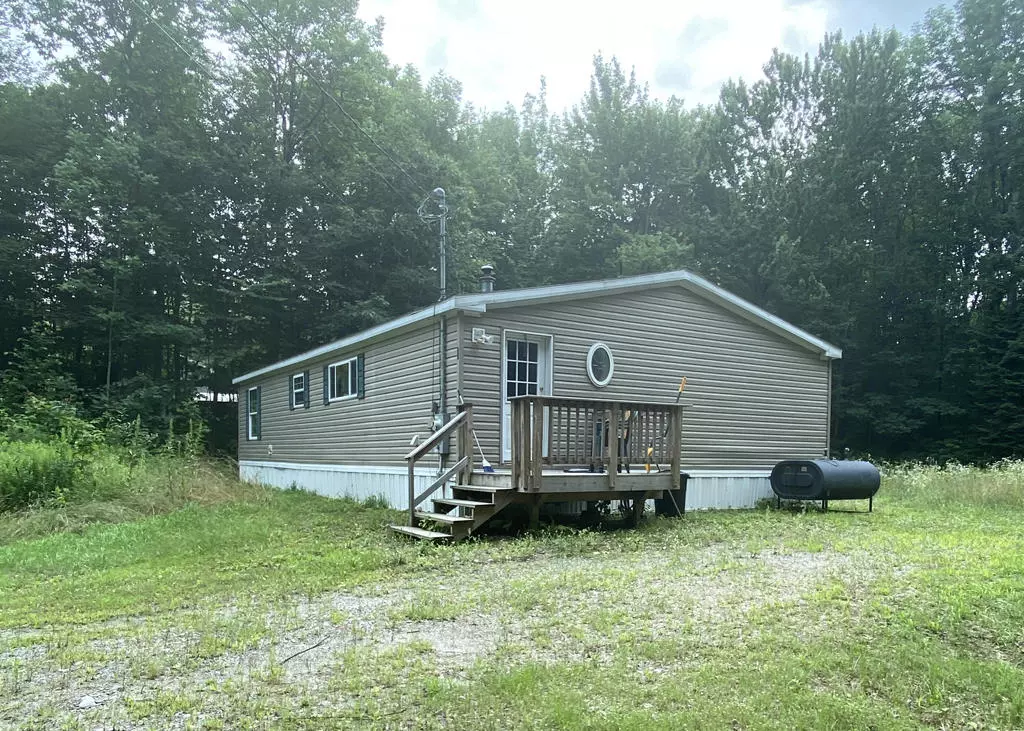 Vassalboro, ME 04989,37 Bog RD