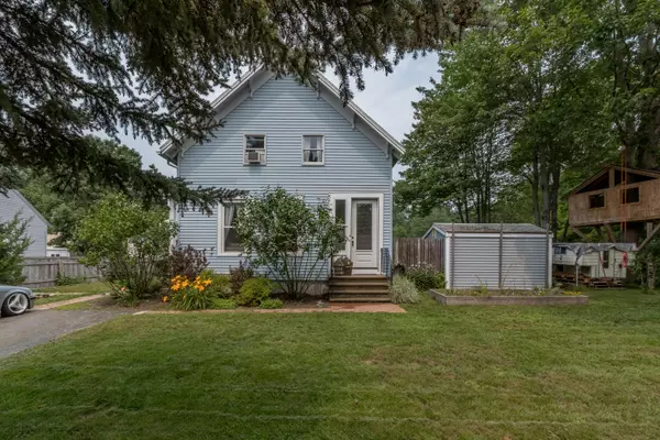 16 Calais ST, South Portland, ME 04106