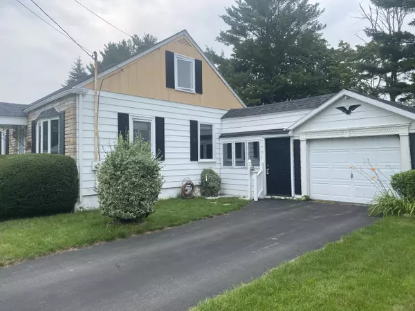 Waterville, ME 04901,19 Francis ST