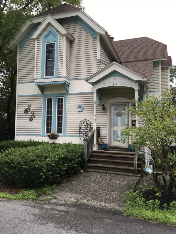 Old Town, ME 04468,214 Brunswick St