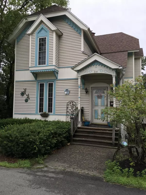 Old Town, ME 04468,214 Brunswick St