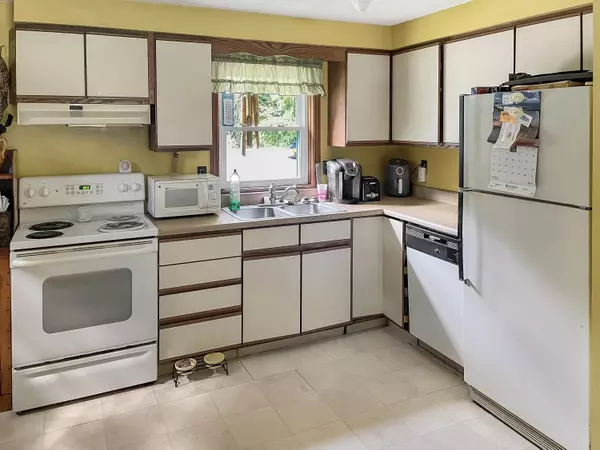 Lisbon, ME 04252,44 Wing ST