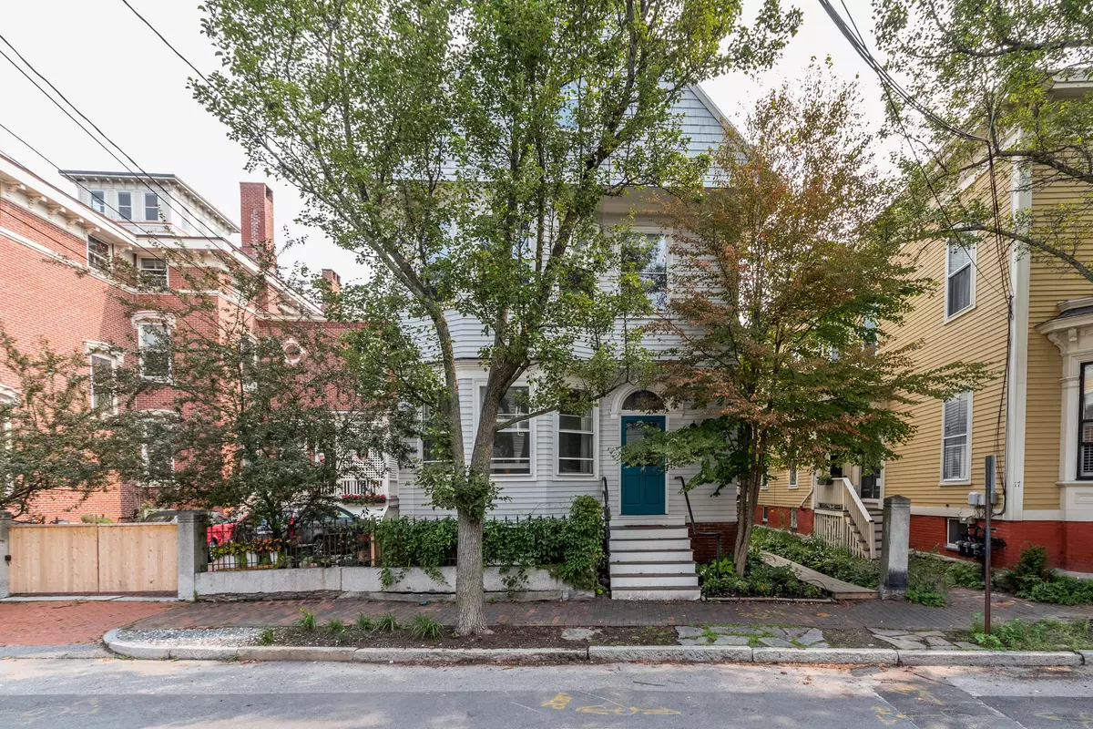 Portland, ME 04102,19 Lewis ST