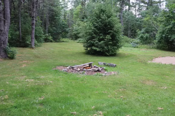 Etna, ME 04434,1396 Stage RD