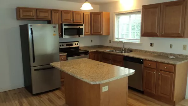 4 Garrison WAY #4, Bangor, ME 04401