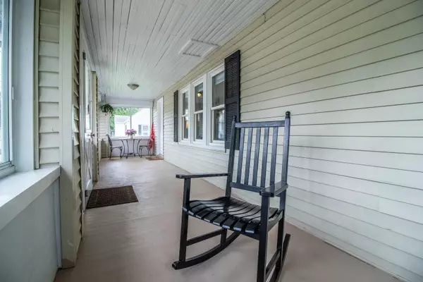 Saco, ME 04072,25 Locke ST