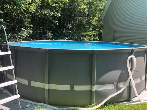 Newport, ME 04953,40 Nason Road