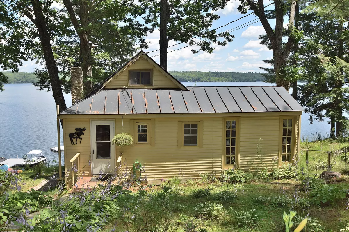 Vassalboro, ME 04989,106 Park LN