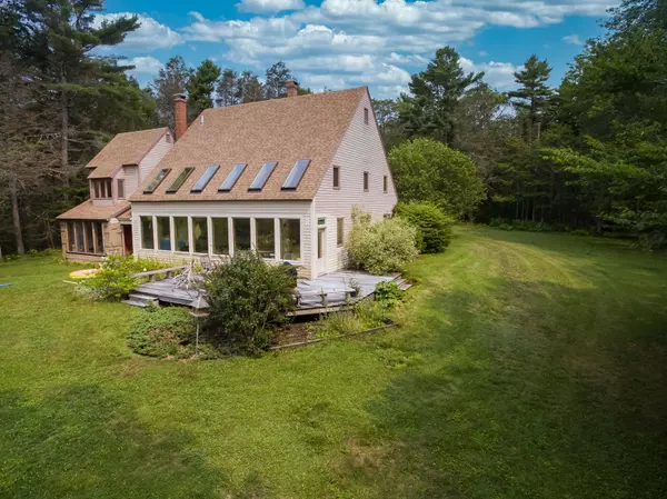 Brunswick, ME 04011,751 Mere Point RD