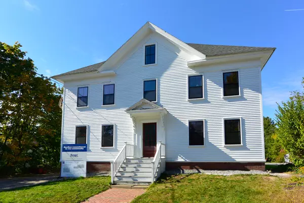 Saco, ME 04072,372 Main ST #201