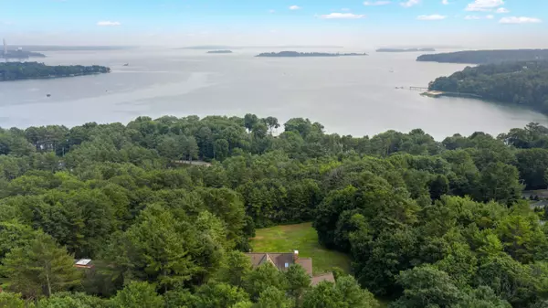 Cumberland, ME 04110,71 Schooner Ridge RD