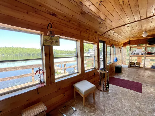 Lincoln, ME 04457,59 Shady LN