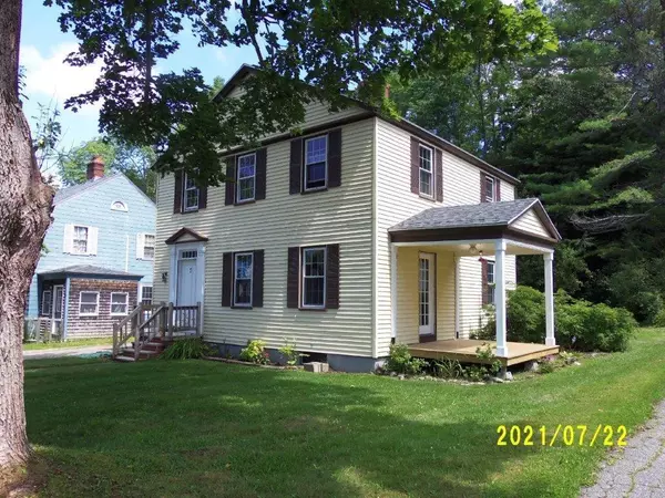 7 Thomas Street, Bucksport, ME 04416