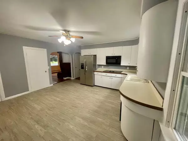 Waterville, ME 04901,63 Western AVE