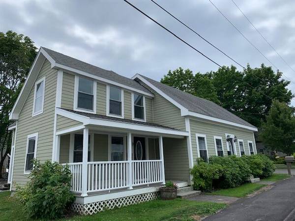 60 Grace ST, Rockland, ME 04841