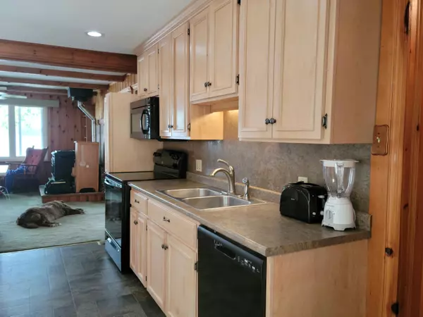 Cross Lake Twp, ME 04779,338 West Side RD