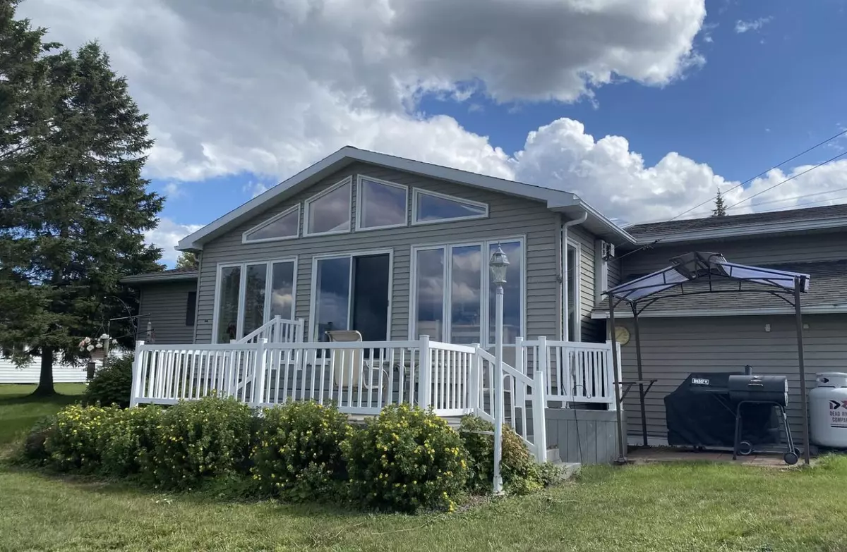 Madawaska, ME 04756,508 River View ST