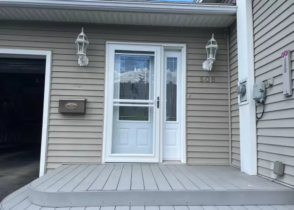 Madawaska, ME 04756,508 River View ST