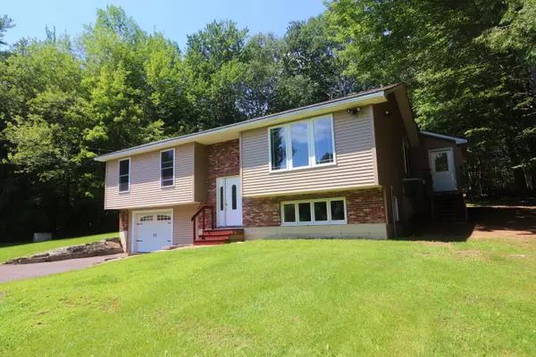 Brewer, ME 04412,32 Pine Tree RD