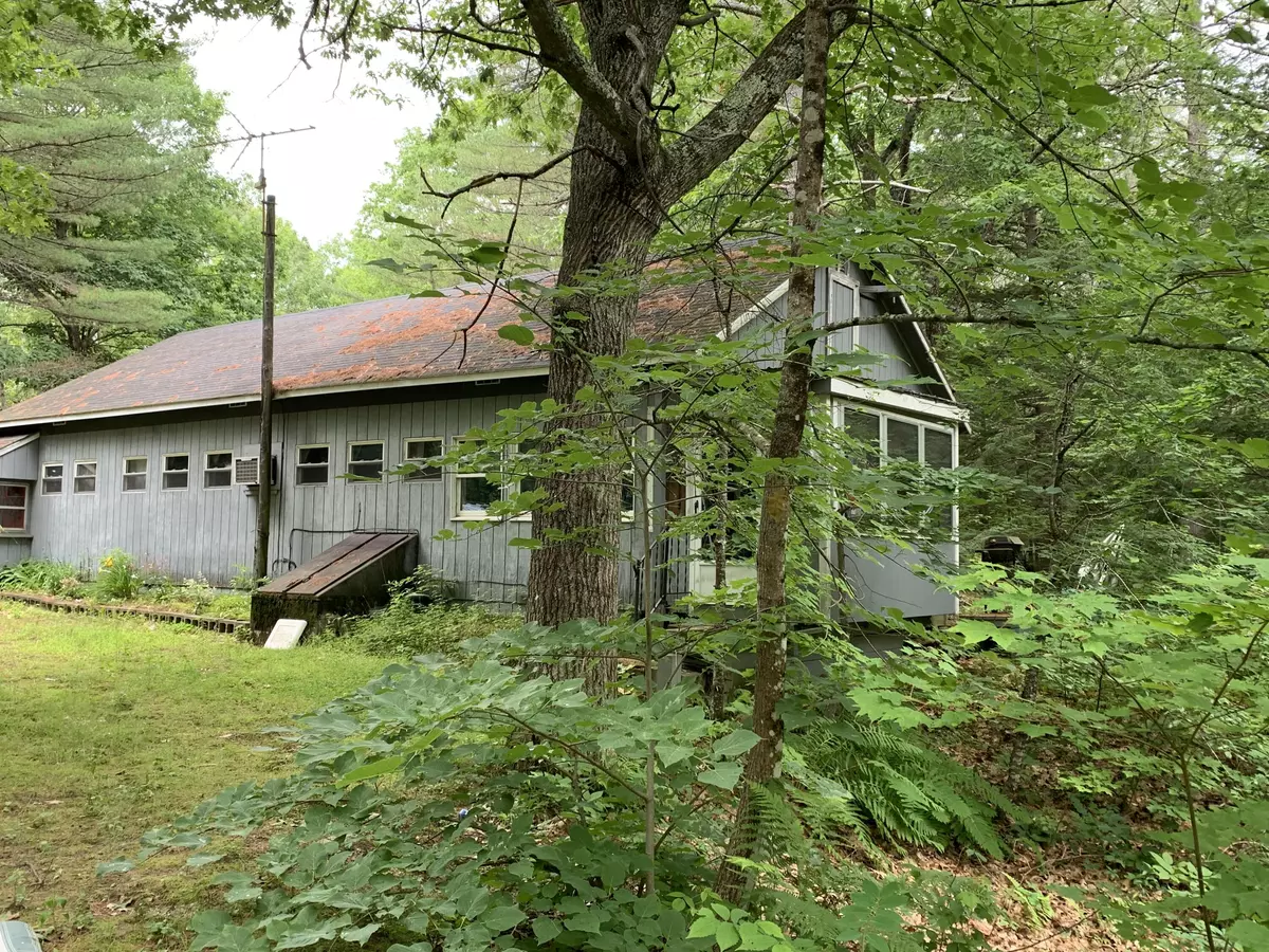 Naples, ME 04055,177 Maplewood DR