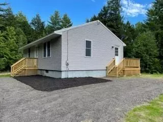 Saco, ME 04072,2 Crescent LN