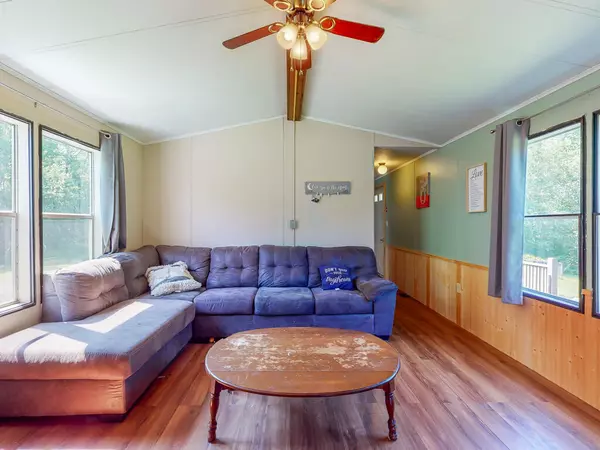 Sidney, ME 04330,21 Sawtelle DR