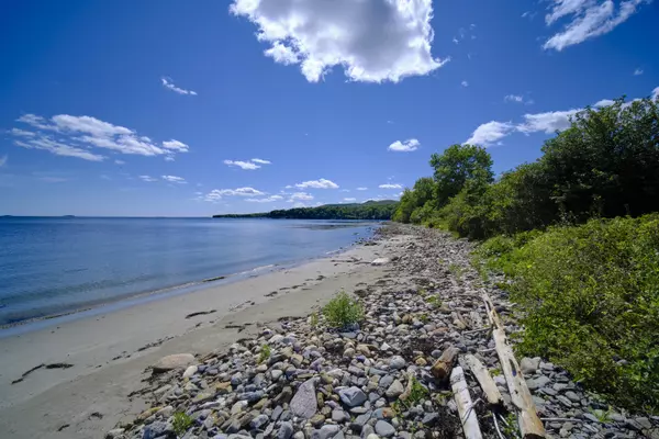 Northport, ME 04849,4 Atlantic HWY