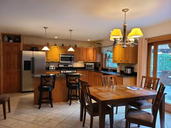 Robbinston, ME 04671,24 Lakeside LN