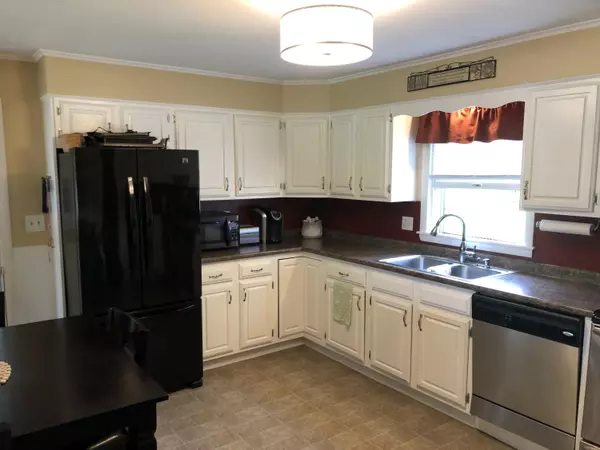 Waterville, ME 04901,42 Ridge RD