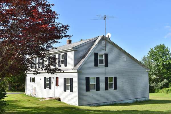 42 Black Rd S, Searsport, ME 04974