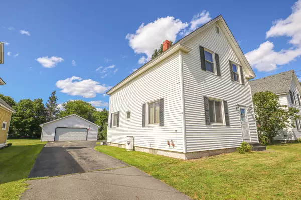 Milford, ME 04461,28 Call RD