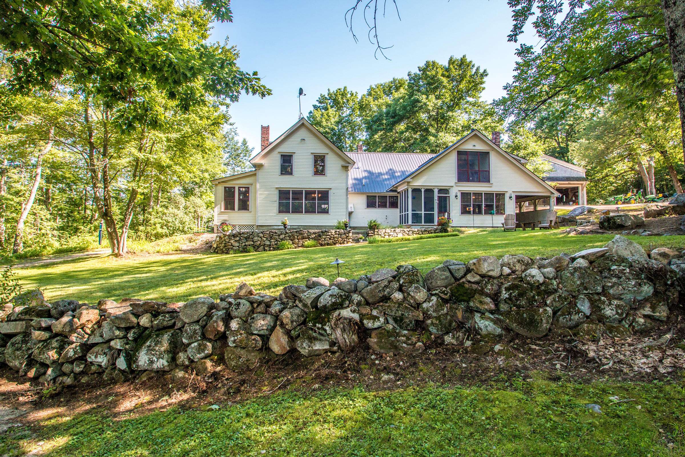 42 Town Pound RD, Porter, ME 04068