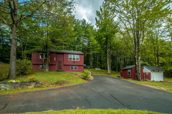 52 Maple ST, Fryeburg, ME 04037