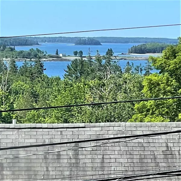 Sedgwick, ME 04673,585 & 587 Reach RD