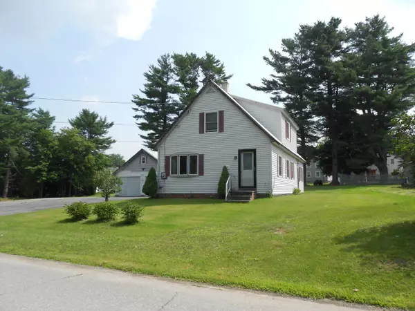 Hermon, ME 04401,521 North ST