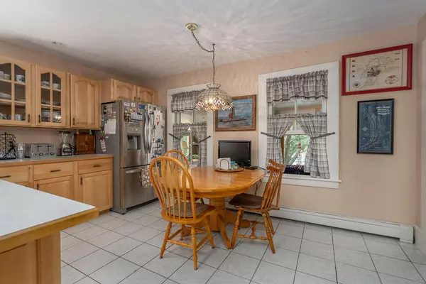 Kittery, ME 03904,21 Old Ferry LN