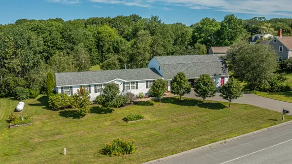 306 E Main ST, Searsport, ME 04974