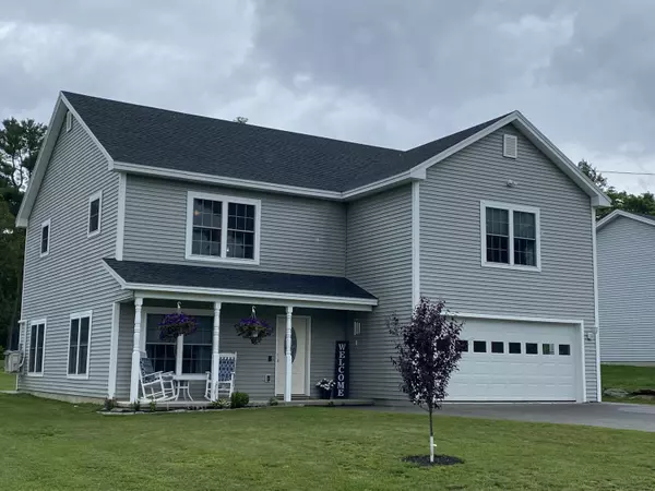 233 Partridge LN, Hermon, ME 04401