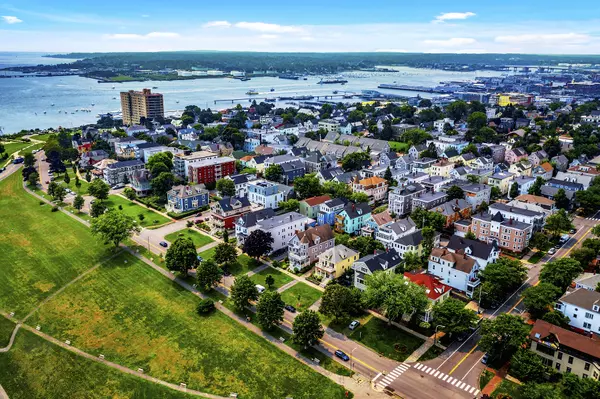 170 Eastern Promenade, Portland, ME 04101