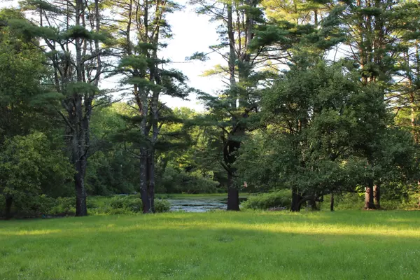 Richmond, ME 04357,426 River RD