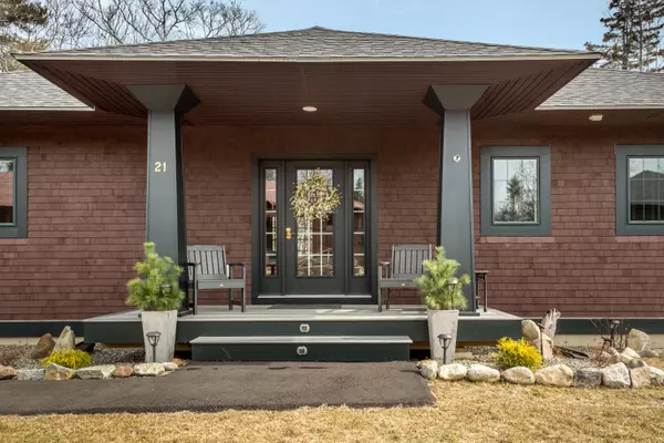 Lincolnville, ME 04849,21 Eagle Point RD #15