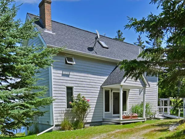 Swans Island, ME 04685,224 Red Point RD