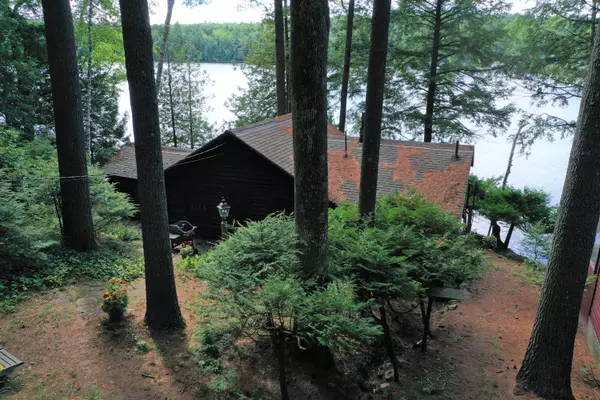 Winthrop, ME 04364,122-126 Woodlawn LN